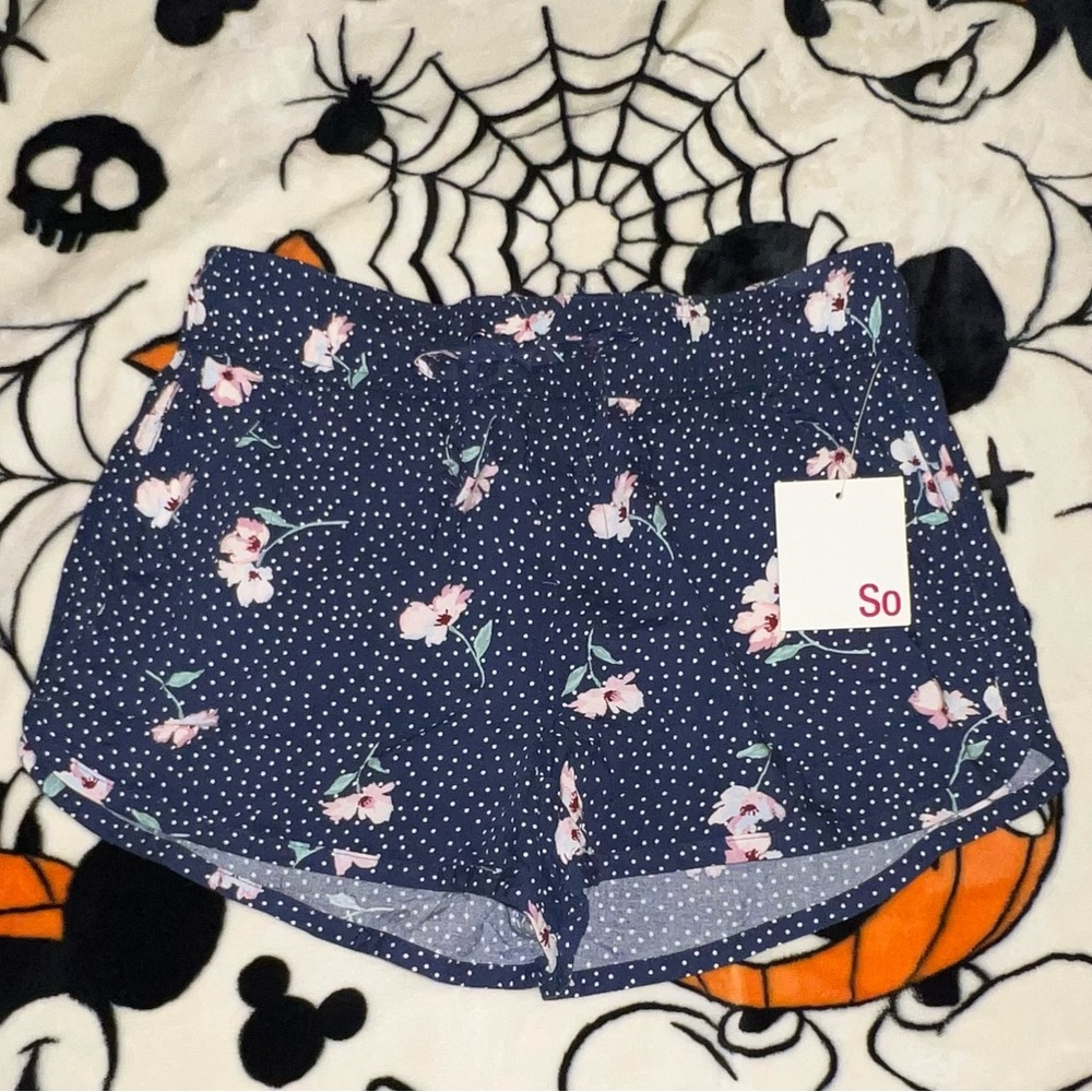 Flower shorts